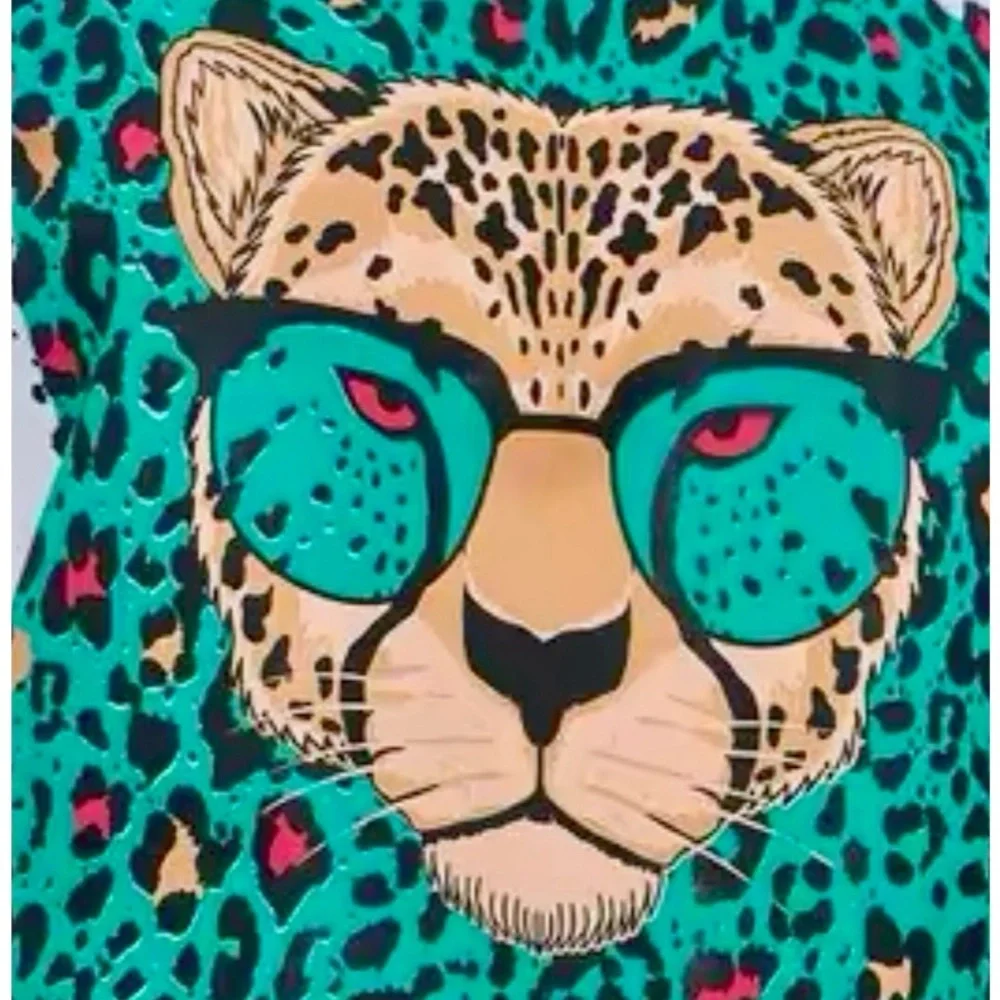 Leopard Print Graphic Tee - Picture 7 of 13